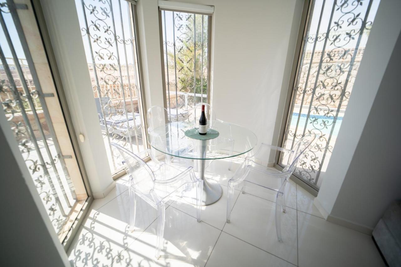 Yalarent Oasis Garden With Private Pool Appartement